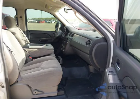 2010 Chevrolet Tahoe Commercial Fleet from USA, damaged, VIN 1GNUKAE06AR240023